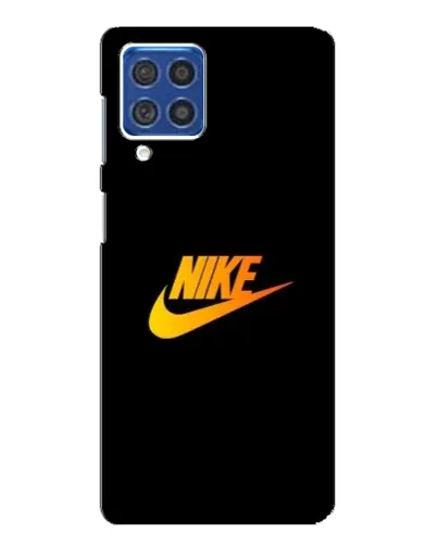 Чехол для Samsung Galaxy F62 с картинкой «Золотой логотип Nike»