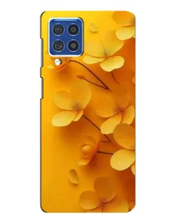 Чехол для Samsung Galaxy F62 с картинкой «Золотые лепестки»