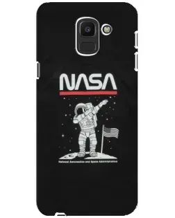 Чехол для Samsung Galaxy J6 2018 (J600F) с картинкой «NASA — шагаем по Луне» Чехол для Samsung Galaxy J6 2018 (J600F) с картинкой «NASA — шагаем по Луне»