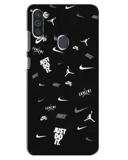 Чехол для Samsung Galaxy M11 с картинкой «Nike Black Pattern» Чехол для Samsung Galaxy M11 с картинкой «Nike Black Pattern»