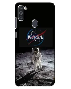 Чехол для Samsung Galaxy M11 с картинкой «Астронавт на Луне»