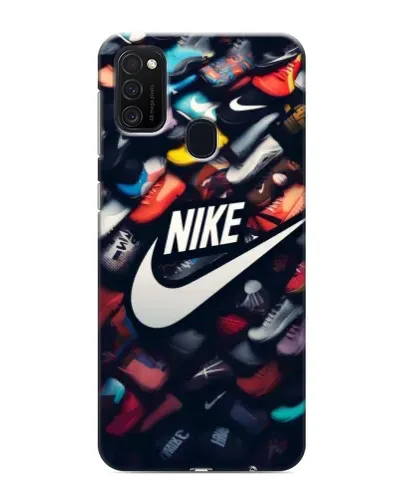 Чехол для Samsung Galaxy M21 с картинкой «Коллекция кроссовок Nike» Чехол для Samsung Galaxy M21 с картинкой «Коллекция кроссовок Nike»