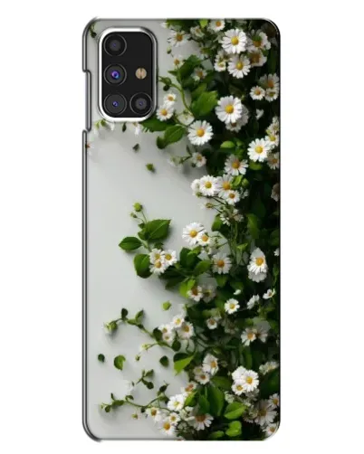 Чехол для Samsung Galaxy M31s с картинкой «Ветка мелких белых цветов»