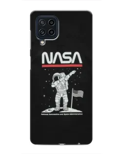 Чехол для Samsung Galaxy M32 с картинкой «NASA — шагаем по Луне» Чехол для Samsung Galaxy M32 с картинкой «NASA — шагаем по Луне»