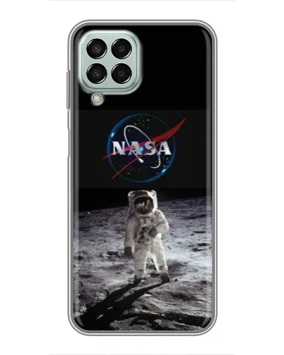 Чехол для Samsung Galaxy M33 (5G) (M336B) с картинкой «Астронавт на Луне» Чехол для Samsung Galaxy M33 (5G) (M336B) с картинкой «Астронавт на Луне»