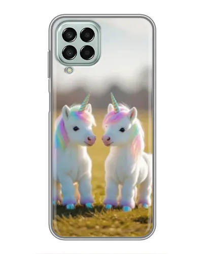 Чехол для Samsung Galaxy M33 (5G) (M336B) с картинкой «Пара единорогов»