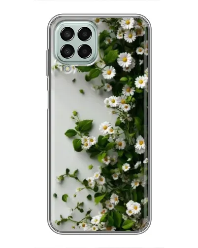 Чехол для Samsung Galaxy M33 (5G) (M336B) с картинкой «Ветка мелких белых цветов»