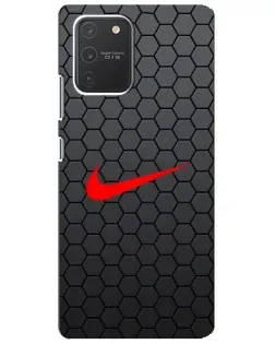 Чехол для Samsung Galaxy S10 Lite с картинкой «Nike — карбоновая сетка»