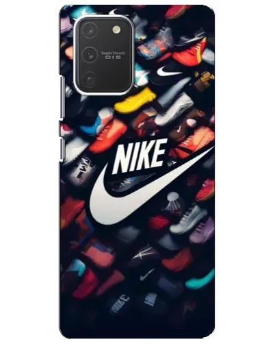 Чехол для Samsung Galaxy S10 Lite с картинкой «Коллекция кроссовок Nike» Чехол для Samsung Galaxy S10 Lite с картинкой «Коллекция кроссовок Nike»