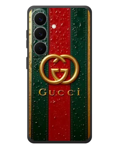 Чехол для Samsung Galaxy S26 Plus с картинкой «Gucci — фирменная полоса и золото» Чехол для Samsung Galaxy S26 Plus с картинкой «Gucci — фирменная полоса и золото»