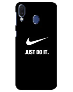 Чехол для Samsung Galaxy M20 (M205) с картинкой «Классический принт Nike» Чехол для Samsung Galaxy M20 (M205) с картинкой «Классический принт Nike»