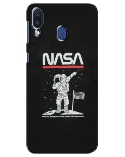 Чехол для Samsung Galaxy M20 (M205) с картинкой «NASA — шагаем по Луне» Чехол для Samsung Galaxy M20 (M205) с картинкой «NASA — шагаем по Луне»