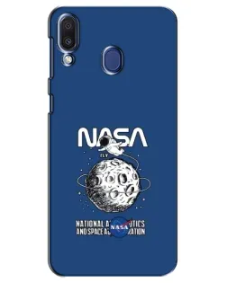 Чехол для Samsung Galaxy M20 (M205) с картинкой «NASA — лунная миссия» Чехол для Samsung Galaxy M20 (M205) с картинкой «NASA — лунная миссия»