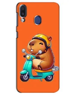Чехол для Samsung Galaxy M20 (M205) с картинкой «Капибара на скутере»