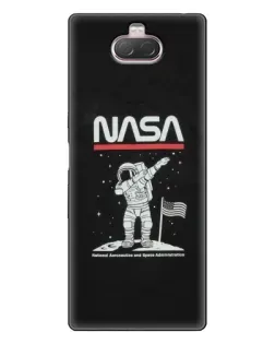 Чехол для Sony Xperia 10 с картинкой «NASA — шагаем по Луне» Чехол для Sony Xperia 10 с картинкой «NASA — шагаем по Луне»