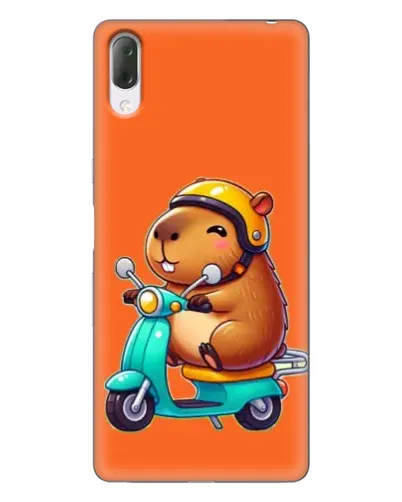 Чехол для Sony Xperia L3 с картинкой «Капибара на скутере»