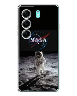 Чехол для TECNO Camon 40 с картинкой «Астронавт на Луне»