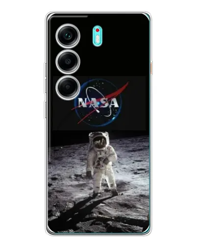 Чехол для TECNO Camon 40 с картинкой «Астронавт на Луне»