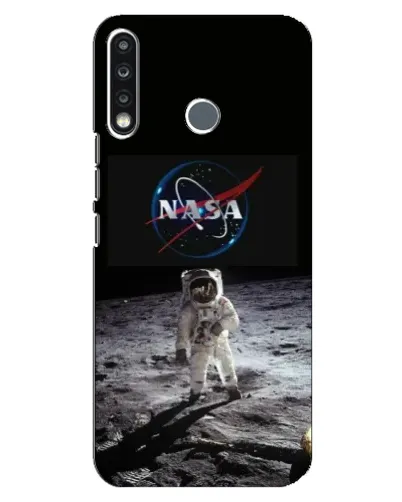 Чехол для TECNO Spark 4 с картинкой «Астронавт на Луне»