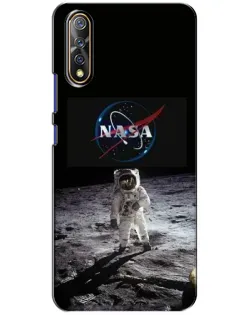 Чехол для Vivo V17 Neo с картинкой «Астронавт на Луне»
