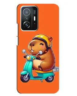 Чехол для Xiaomi 11T / 11T Pro с картинкой «Капибара на скутере»