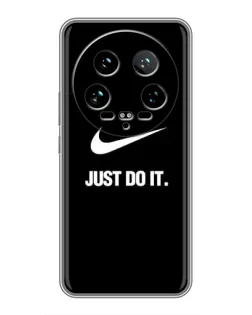 Чехол для Xiaomi 14 Ultra с картинкой «Классический принт Nike»