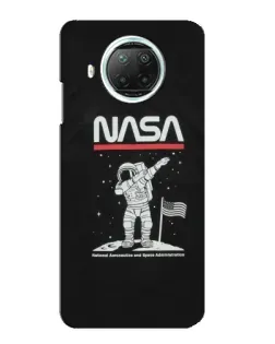 Чехол для Xiaomi Mi 10i с картинкой «NASA — шагаем по Луне» Чехол для Xiaomi Mi 10i с картинкой «NASA — шагаем по Луне»