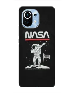 Чехол для Xiaomi Mi 11 с картинкой «NASA — шагаем по Луне»
