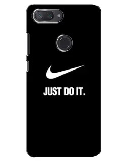 Чехол для Xiaomi Mi 8 Lite с картинкой «Классический принт Nike»