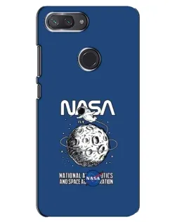 Чехол для Xiaomi Mi 8 Lite с картинкой «NASA — лунная миссия» Чехол для Xiaomi Mi 8 Lite с картинкой «NASA — лунная миссия»