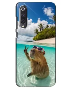 Чехол для Xiaomi Mi 9 SE с картинкой «Капибара на море» Чехол для Xiaomi Mi 9 SE с картинкой «Капибара на море»