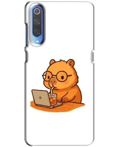 Чехол для Xiaomi Mi 9 с картинкой «Капибара с ноутбуком»