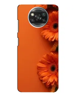 Чехол для Xiaomi POCO X3 с картинкой «Оранжевые герберы»