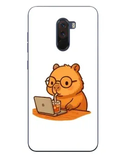 Чехол для Xiaomi POCO F1 с картинкой «Капибара с ноутбуком»