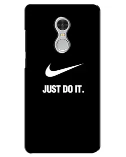Чехол для Xiaomi Redmi 5 с картинкой «Классический принт Nike» Чехол для Xiaomi Redmi 5 с картинкой «Классический принт Nike»