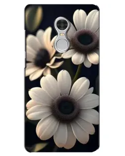 Чехол для Xiaomi Redmi 5 с картинкой «Белые маргаритки макро»