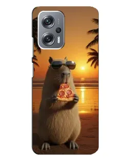 Чехол для Xiaomi Redmi Note 12 Pro Plus с картинкой «Капибара с пиццей»