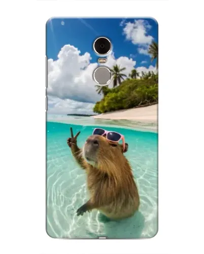 Чехол для Xiaomi Redmi Note 4 с картинкой «Капибара на море»