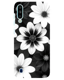 Чехол для ZTE Blade A7 (2020) с картинкой «Монохромные астры»