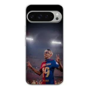 Чехол с футболистом Ламин Ямаль Google Pixel 10 Pro XL (Ямаль на стадионе)