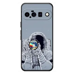 Чехол NASA для Google Pixel 11 (AlphaPrint) (Космонавт фото)