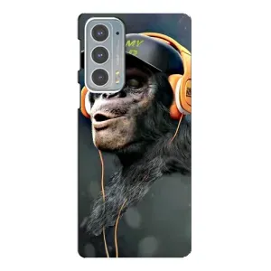 Чохол з Мавпами Motorola Edge 20 - (AlphaPrint) (В навушниках)