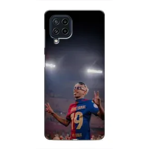 Чохол з футболістом Ламін Ямаль Samsung Galaxy M32 (Ямаль на стадіоні)