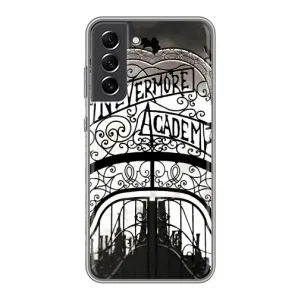 Чехол с дизайном Венздей 2 на Samsung Galaxy S21 FE (Ворота Академии Невермор)