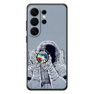 Чехол NASA для Samsung Galaxy S26 Ultra (AlphaPrint) (Космонавт фото)