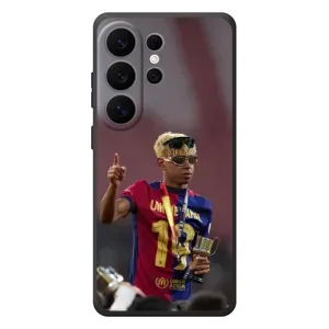 Чехол с футболистом Ламин Ямаль Samsung Galaxy S26 Ultra (Lamine Yamal)
