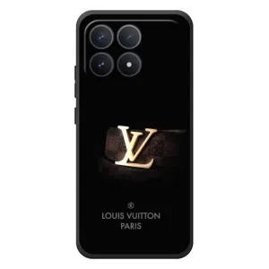 Чехлы Луи Витон для Xiaomi Poco F8 Pro (AlphaPrint - LOUIS VUITTON) (ремешок LV)