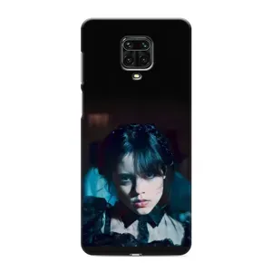 Чехлы Венсдей на Xiaomi Redmi Note 9 Pro Уэнсдей (AlphaPrint) (взгляд Уэнздей)